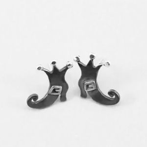 Small Witch Boots Earrings. Cute New!!!